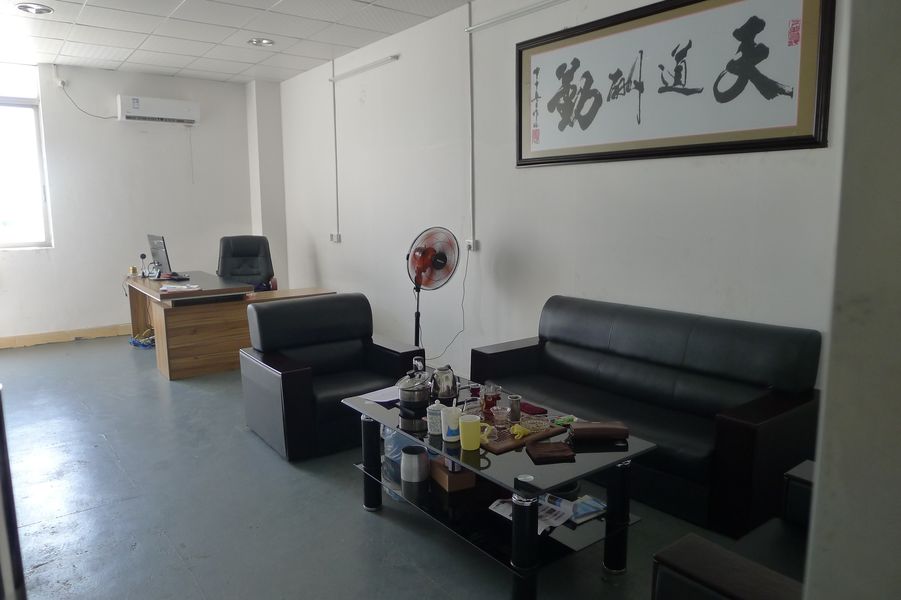 Guangzhou Jovoll Auto Parts Technology Co., Ltd. linha de produção do fabricante